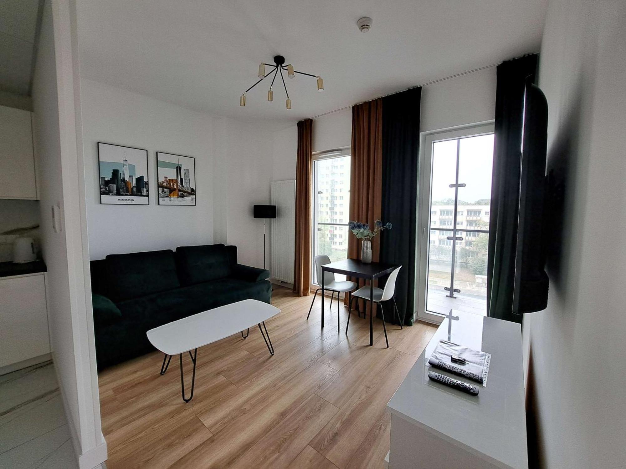 Apartamenty Wola Tower Варшава Екстериор снимка