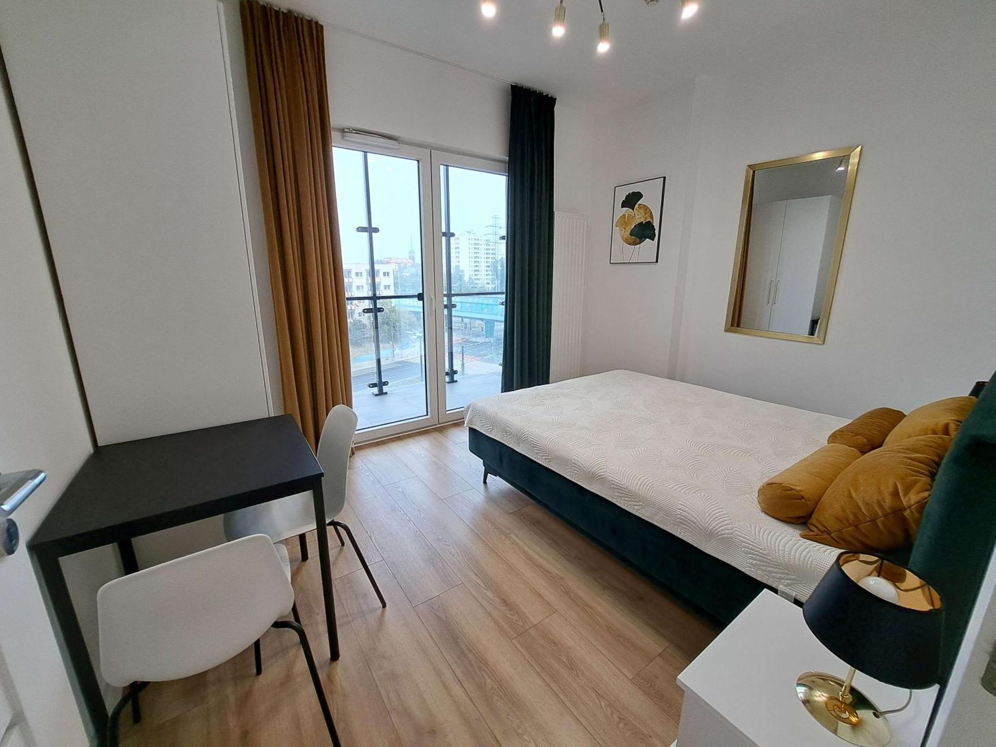 Apartamenty Wola Tower Варшава Екстериор снимка