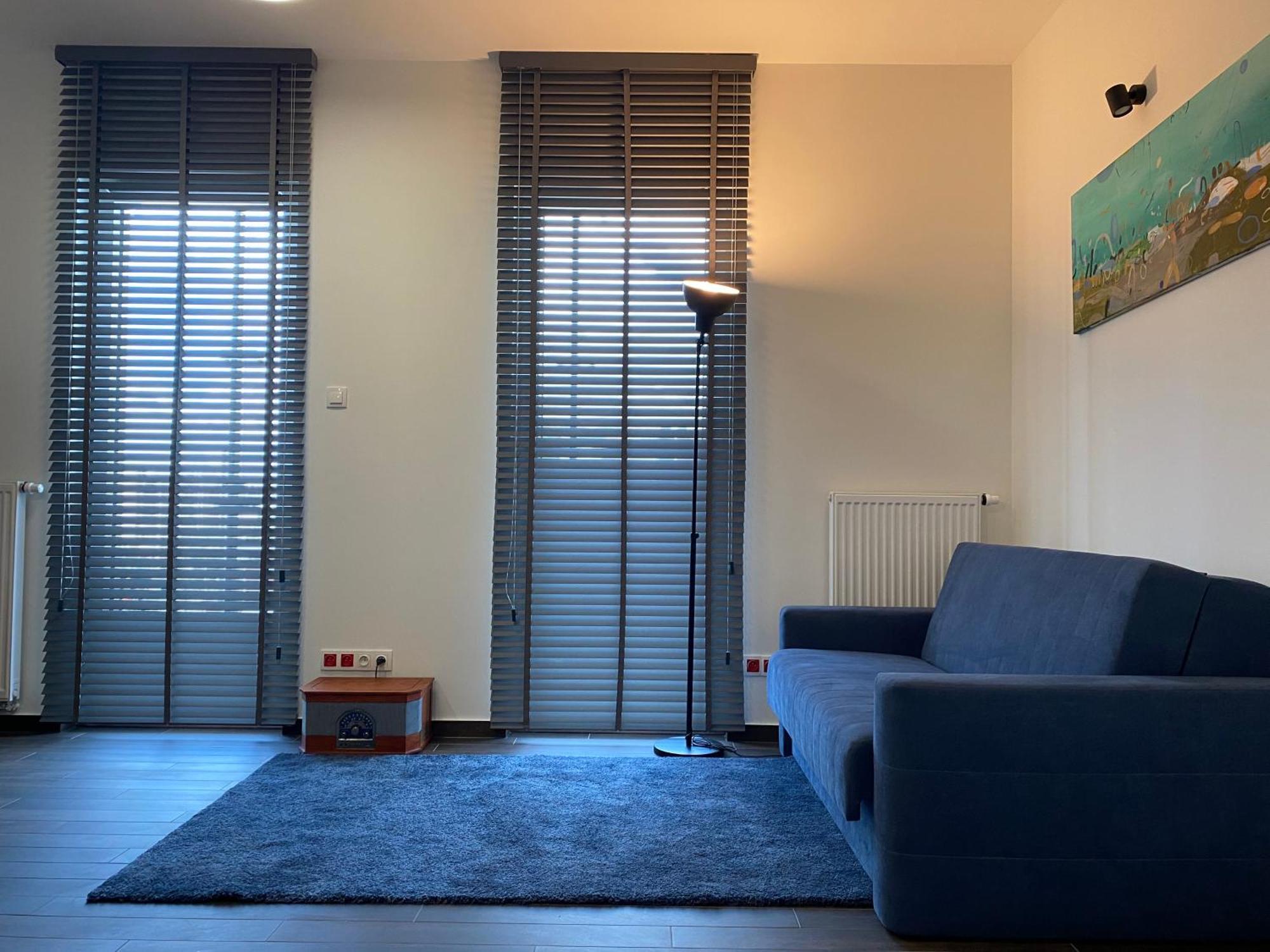Apartamenty Wola Tower Варшава Екстериор снимка
